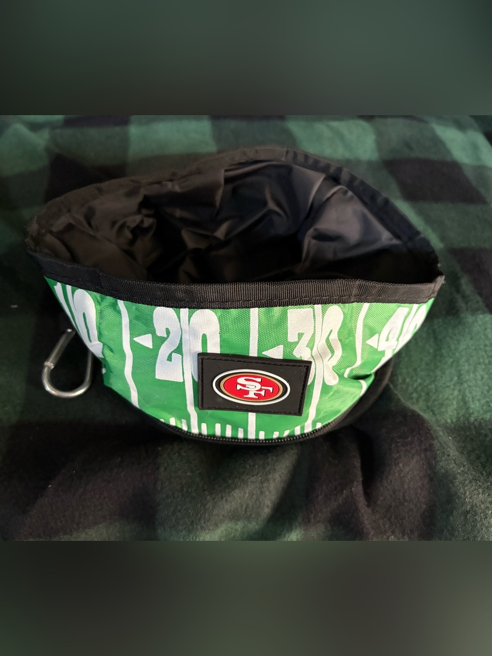 NFL Green and White Field-Print San Francisco 49er’s Collapsible  Pet Bowl